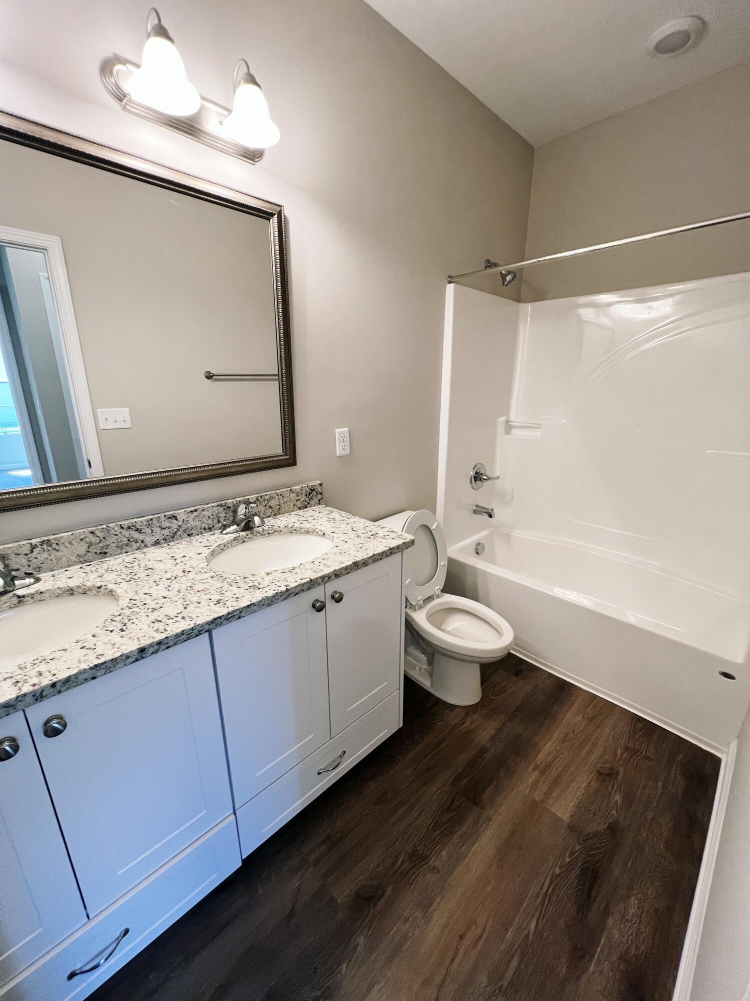 3754 Byrd Road Augusta, GA 30906 - Photo 16 of 20 Bathroom 2