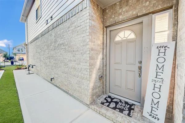 $2,150 | 522 North 6th Street, La Porte, TX 77571