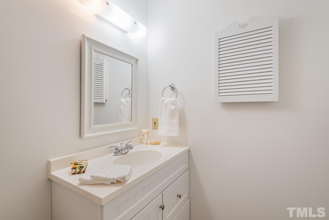 2012 Talloway Drive Cary, NC 27511 - Photo 15 of 27