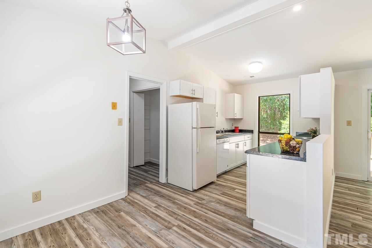 2012 Talloway Drive Cary, NC 27511 - Photo 6 of 27