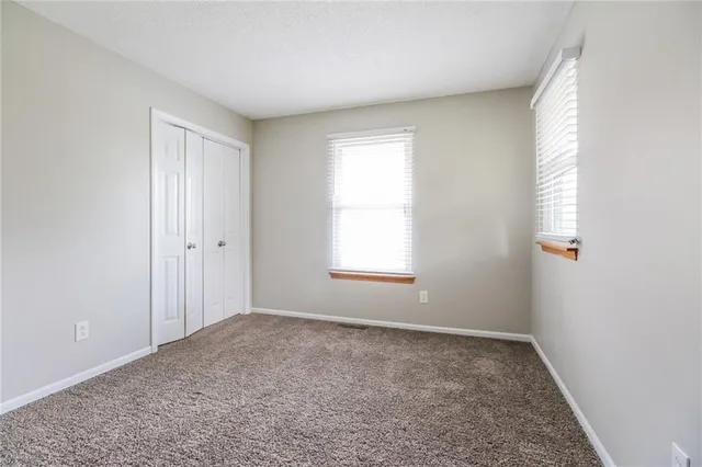 $1,735 | 306 Speck Avenue, Independence, MO 64056