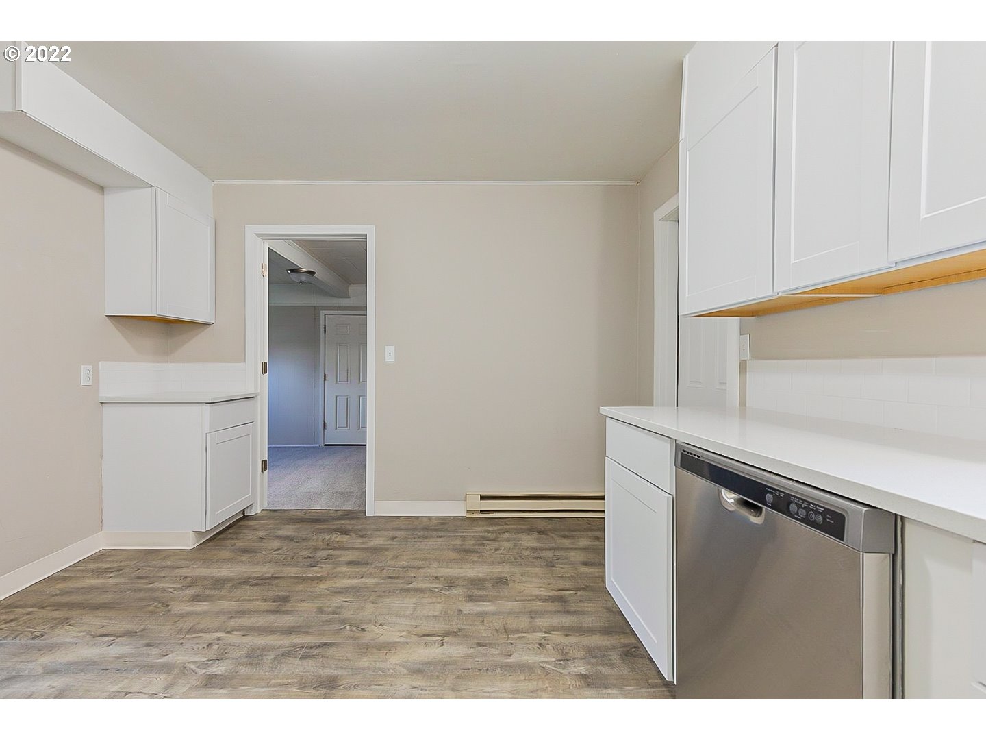 6930 Northeast Roselawn Street Portland, OR 97218 - Photo 12 of 31 a kitchen with a sink