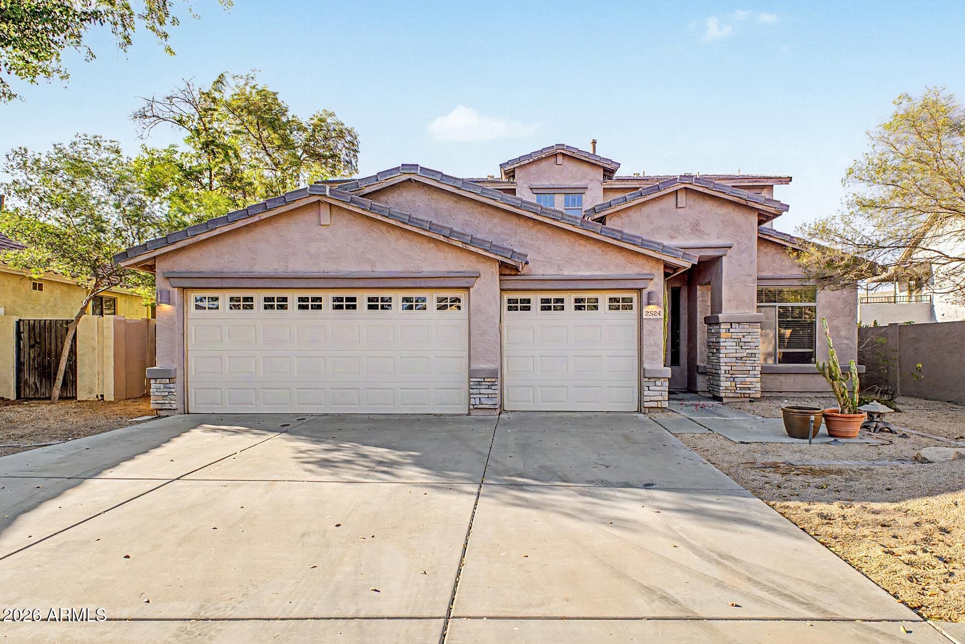 2524 East Fremont Road Phoenix, AZ 85042 - Photo 1 of 54