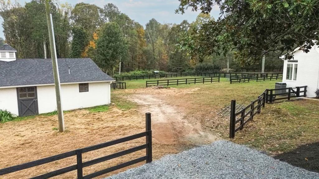 15585 South Thompson Road Alpharetta, GA 30004 - Photo 40 of 49