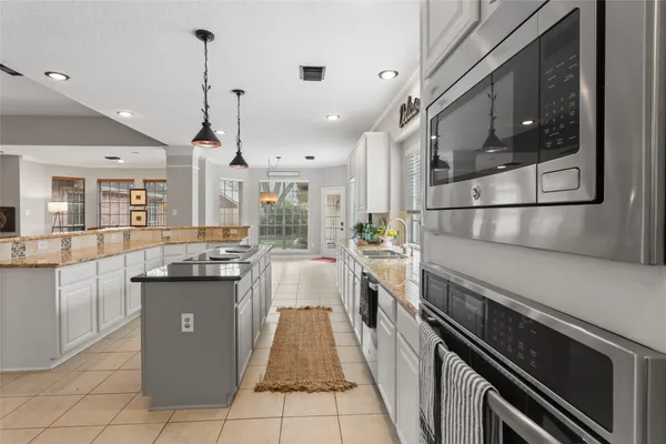 $549,000 | 4011 West Pine Brook Way, Houston, TX 77059