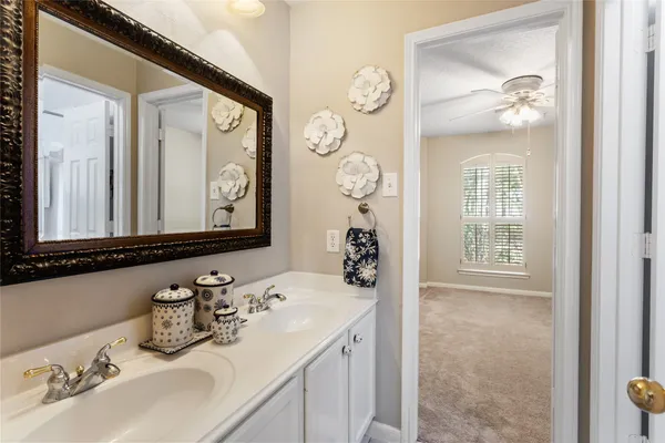 $549,000 | 4011 West Pine Brook Way, Houston, TX 77059