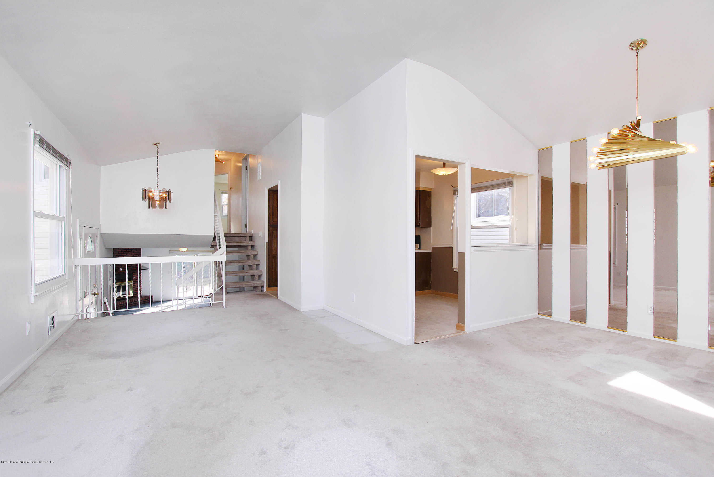 376 Green Valley Road Staten Island, NY 10312 - Photo 5 of 21 005_1st Level