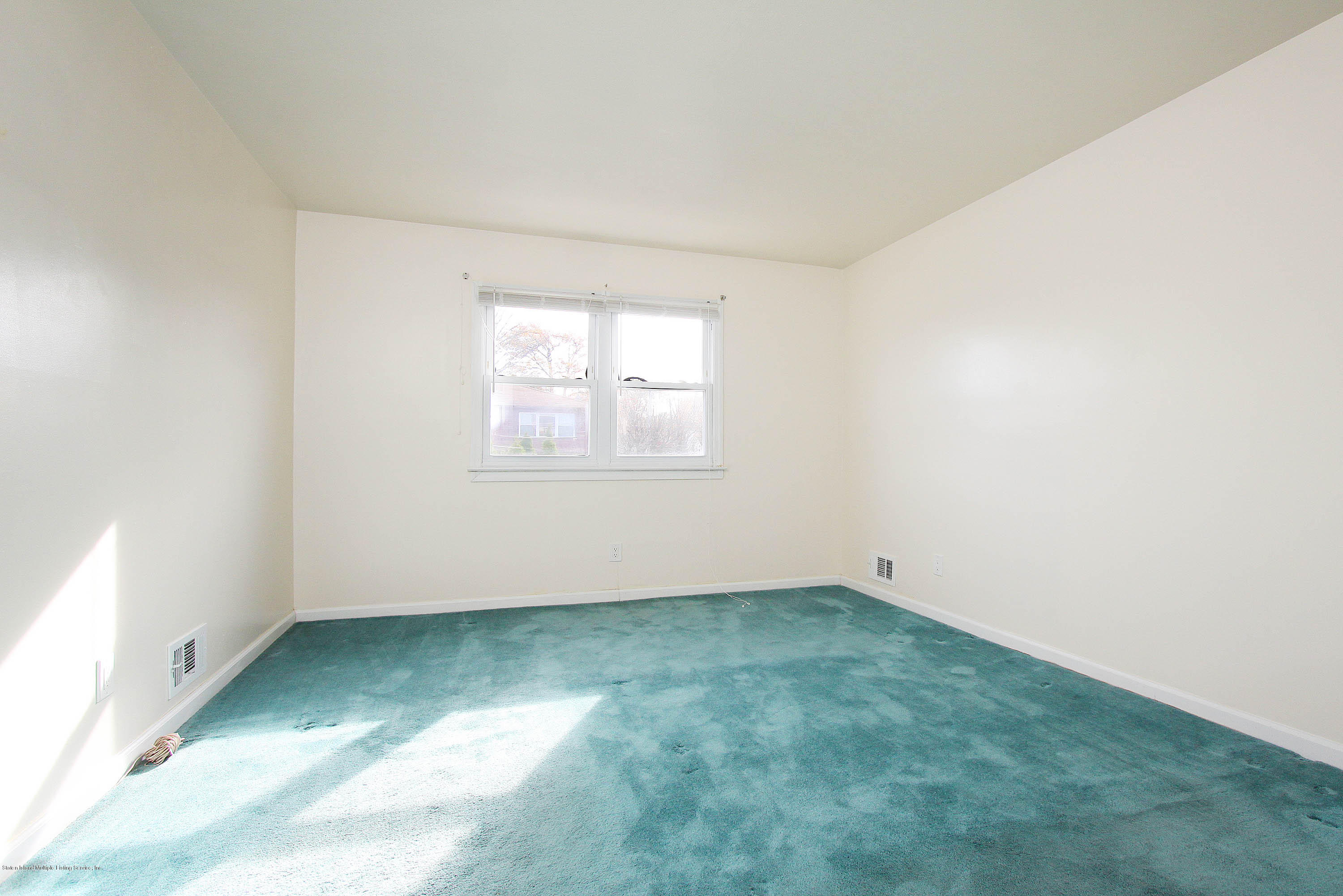 376 Green Valley Road Staten Island, NY 10312 - Photo 10 of 21 010_Master Bedroom