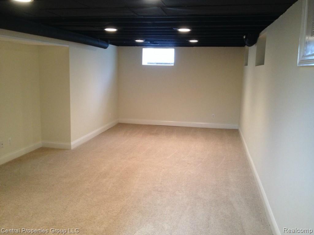 1474 Villa Road Birmingham, MI 48009 - Photo 29 of 31 2014-05-20 16.58