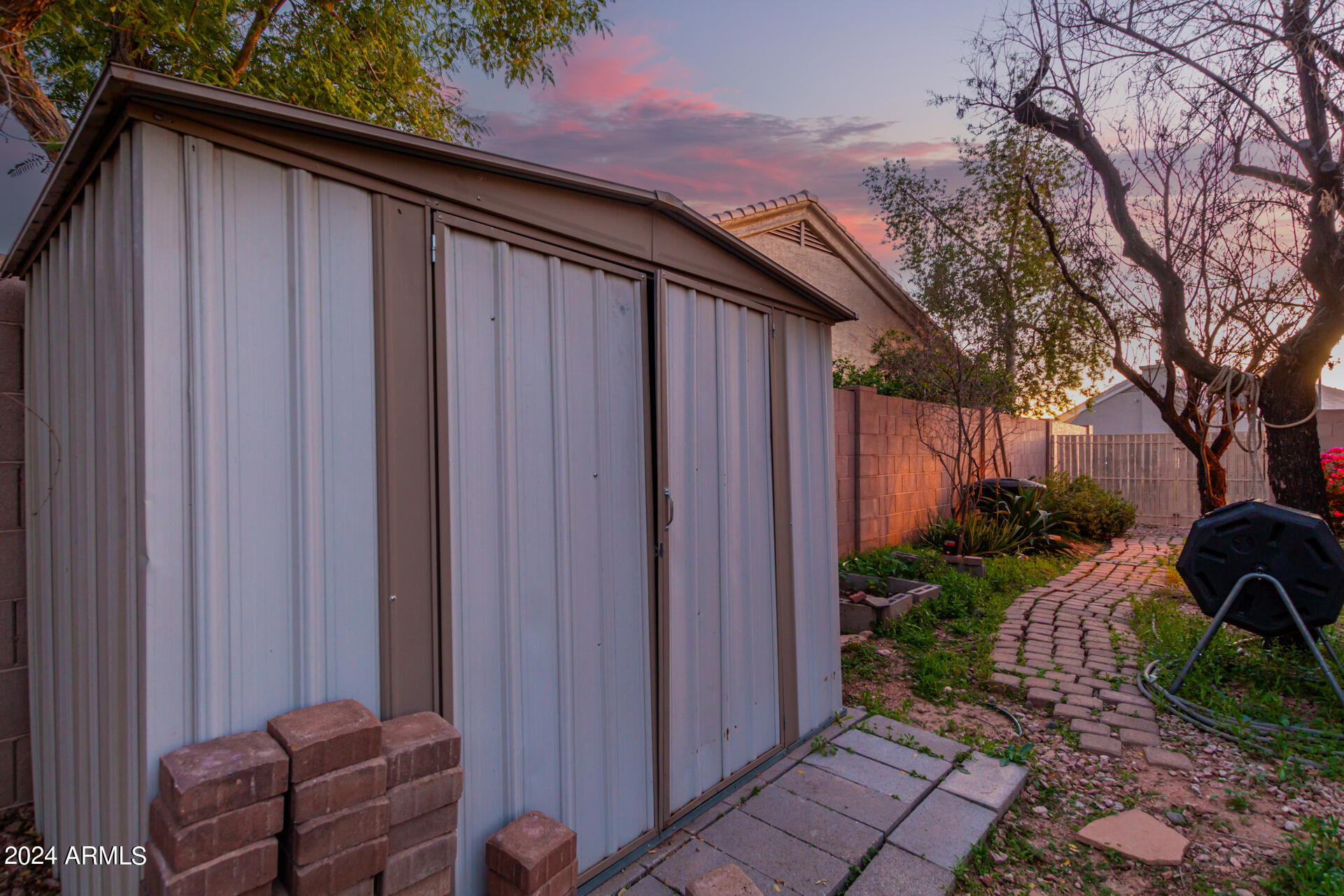 1021 North Alba Mesa, AZ 85213 - Photo 56 of 58 DUSK - 1021 N Alba