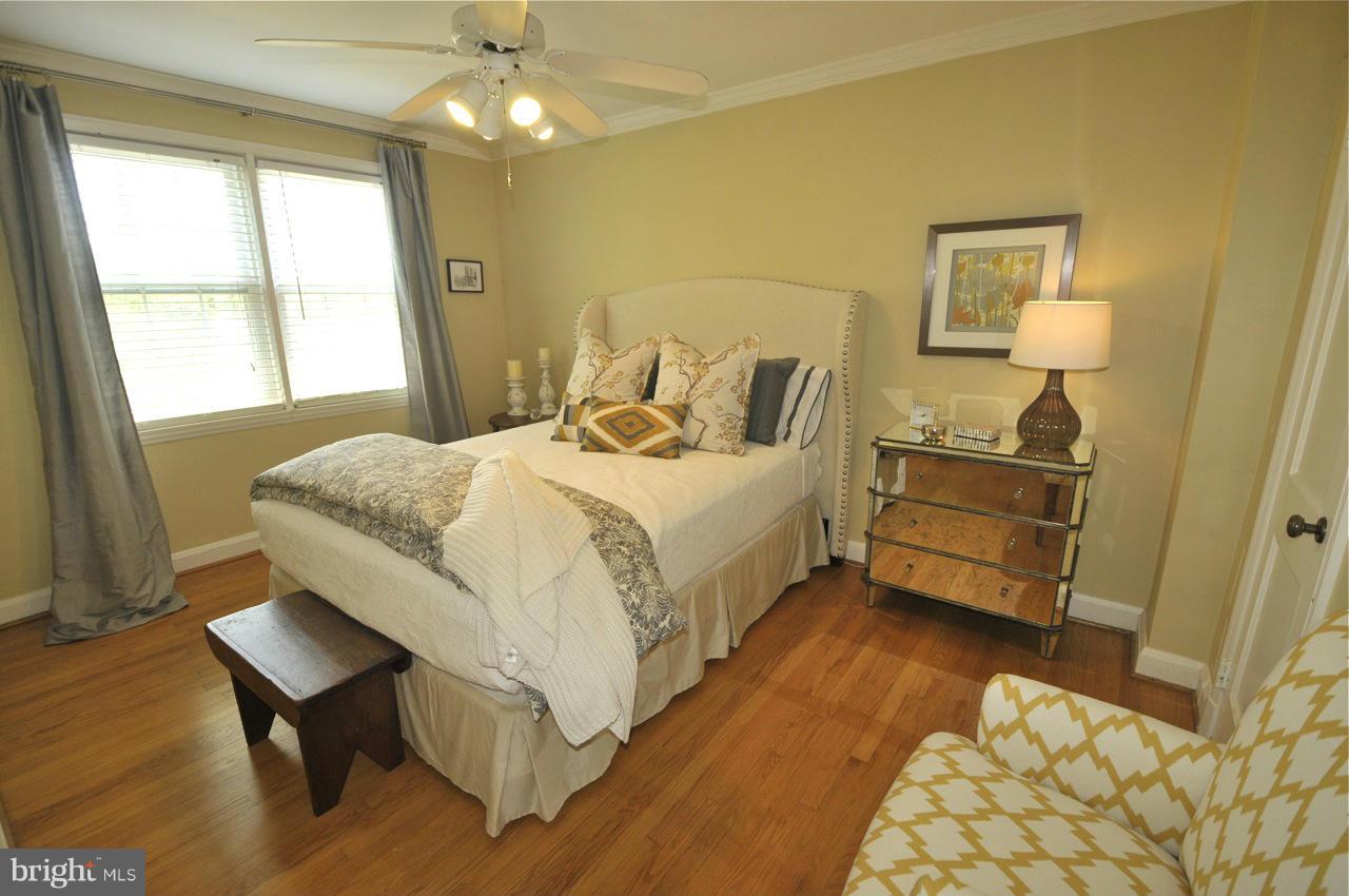 7206 Lanark Road Baltimore, MD 21212 - Photo 8 of 15 Bedroom (Master)