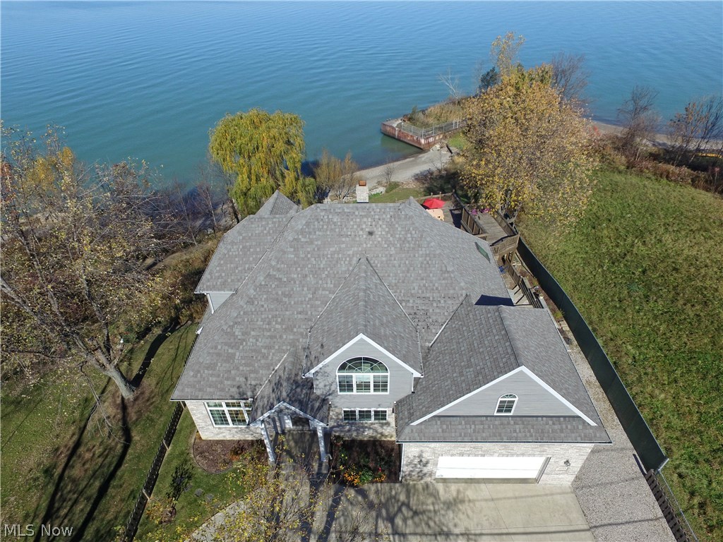6713 Lake Road West Ashtabula, OH 44004 - Photo 2 of 25 Gallery Image 2