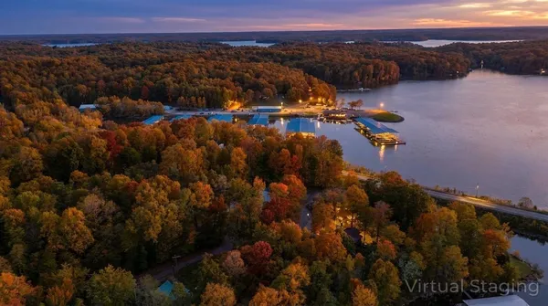 $699,000 | 346 Deer Run Road, Eddyville, KY 42038