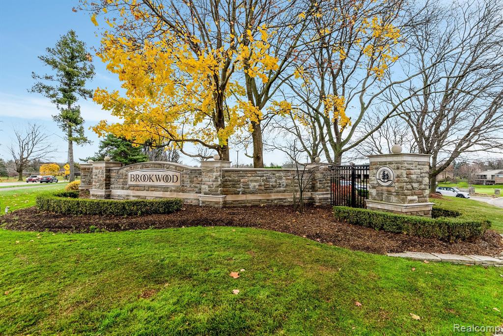 682 Heritage Lane Rochester Hills, MI 48309 - Photo 45 of 88