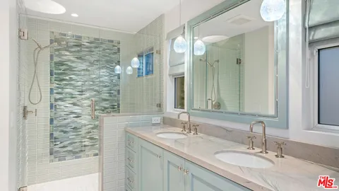 $9,995,000 | 27078 Malibu Cove Colony Drive, Malibu, CA 90265