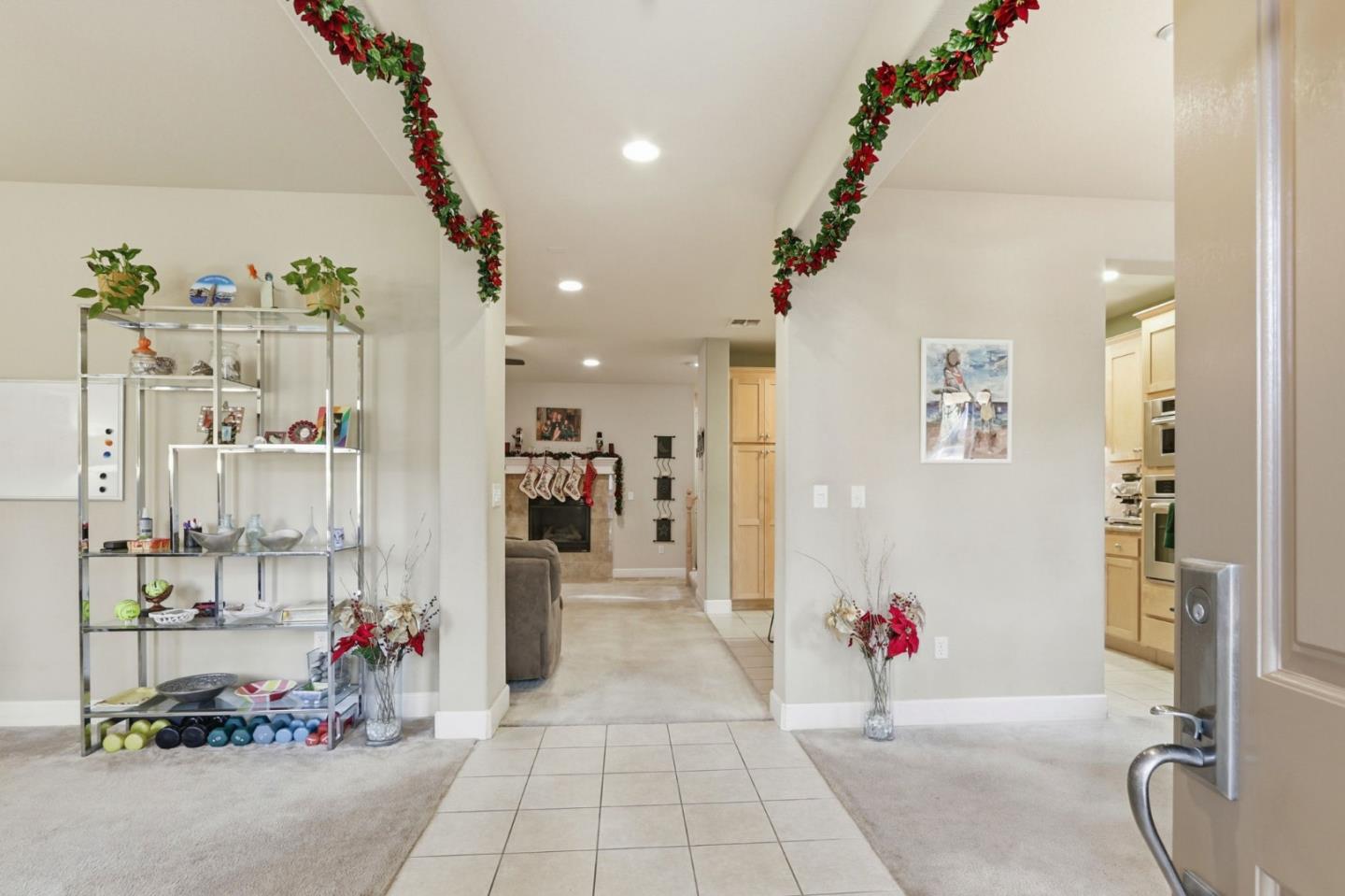 409 Spruce Lane Palo Alto, CA 94306 - Photo 4 of 52