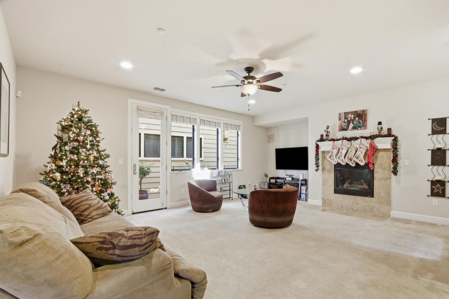 409 Spruce Lane Palo Alto, CA 94306 - Photo 6 of 52