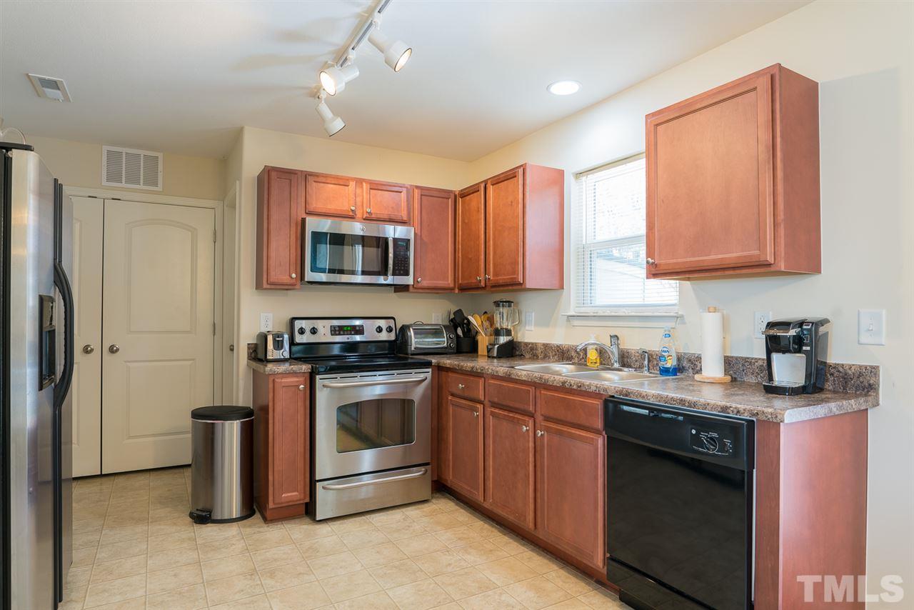 4033 Green Jacket Trail Raleigh, NC 27610 - Photo 9 of 22