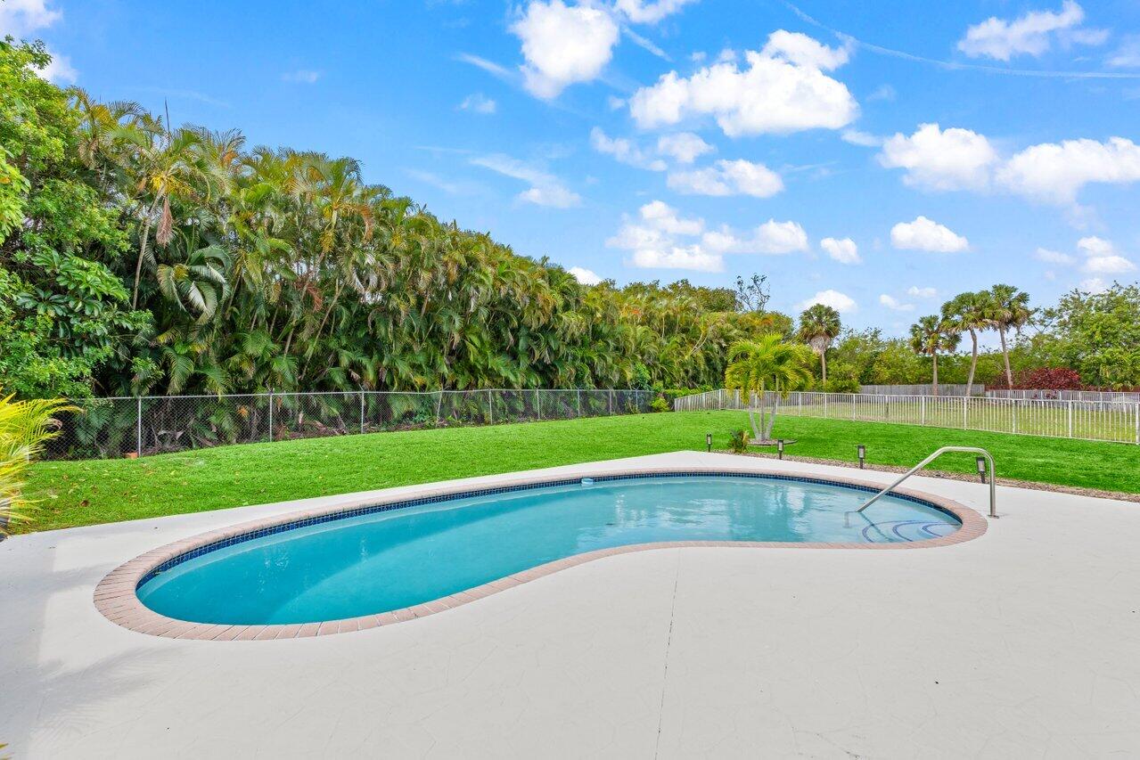 11157 Harbour Springs Circle Boca Raton, FL 33428 - Photo 11 of 68 037-11157HarbourSpringsCircle-BocaRaton-