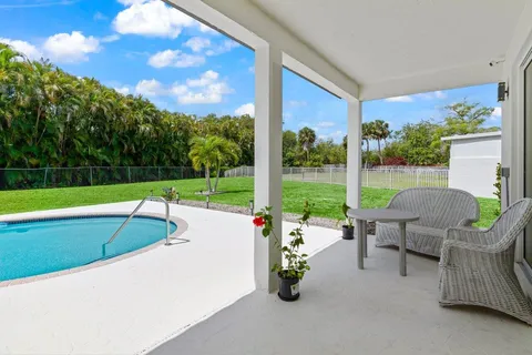 $950,000 | 11157 Harbour Springs Circle, Boca Raton, FL 33428