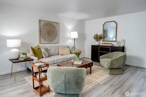 $598,000 | 2501 Canterbury Lane East, Unit 116, Seattle, WA 98112