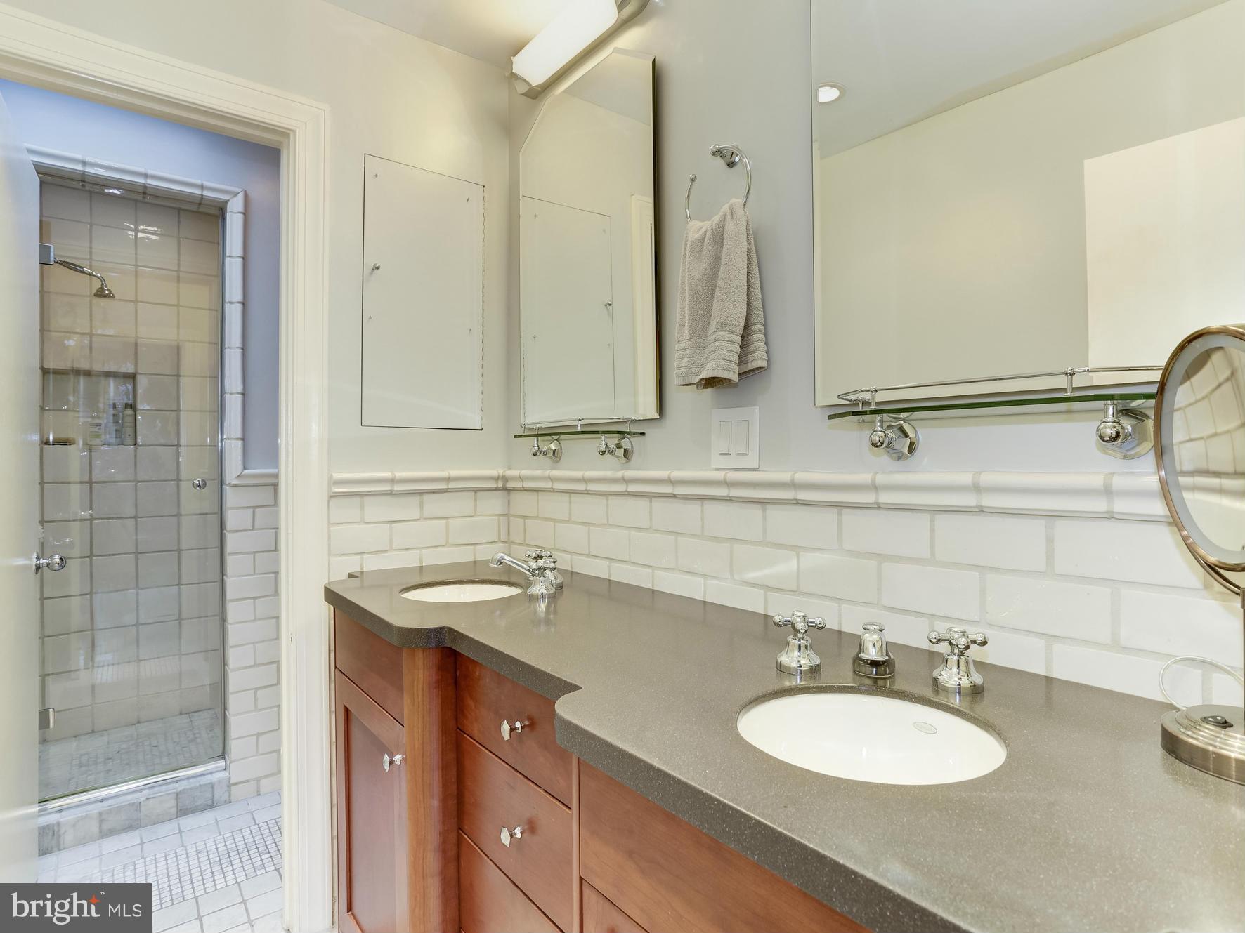 1328 Corcoran Street Northwest, Unit 2 Washington, DC 20009 - Photo 20 of 30 Bath (Master)
