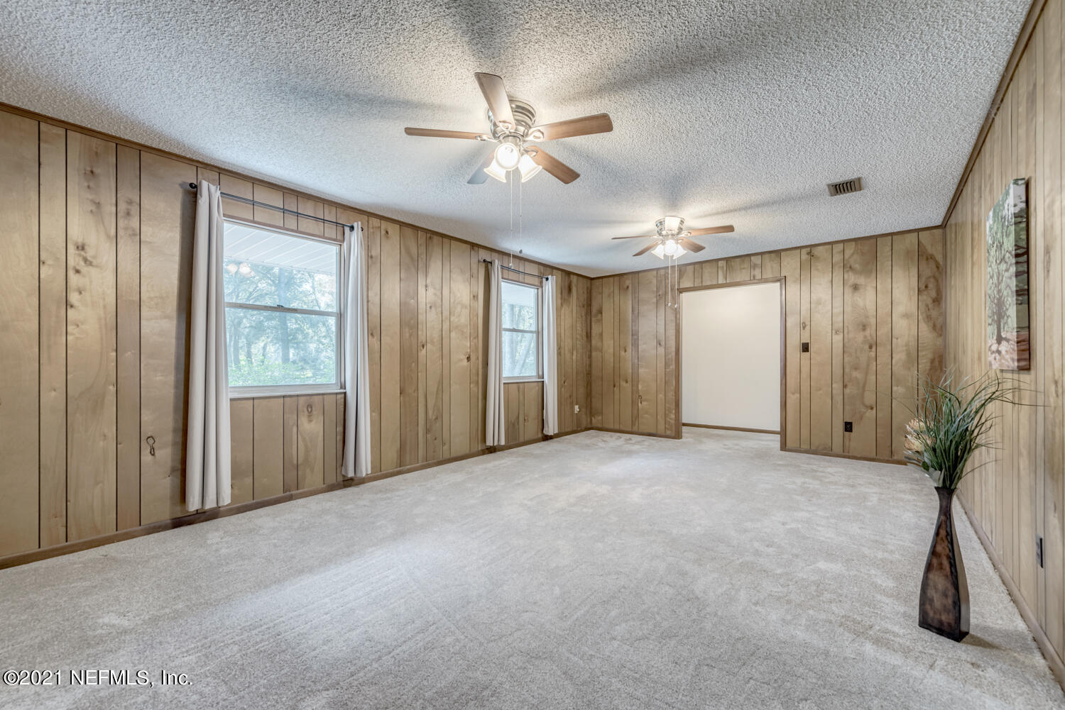 540259 Lem Turner Road Callahan, FL 32011 - Photo 6 of 40 a view of an empty room with a window