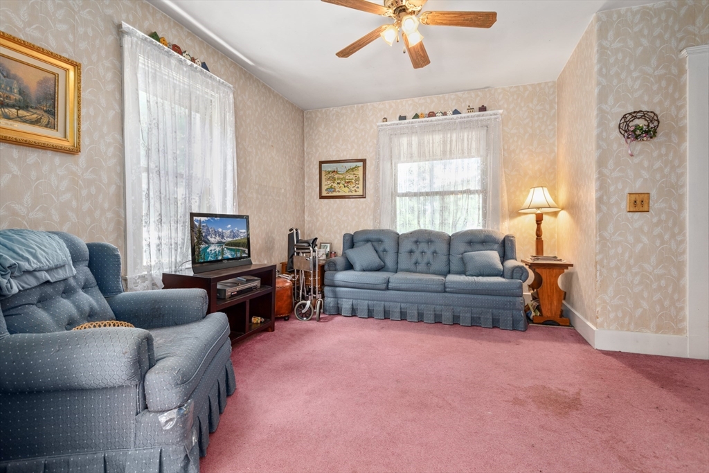 6 Granite Road Saugus, MA 01906 - Photo 7 of 38 Gallery Image 7