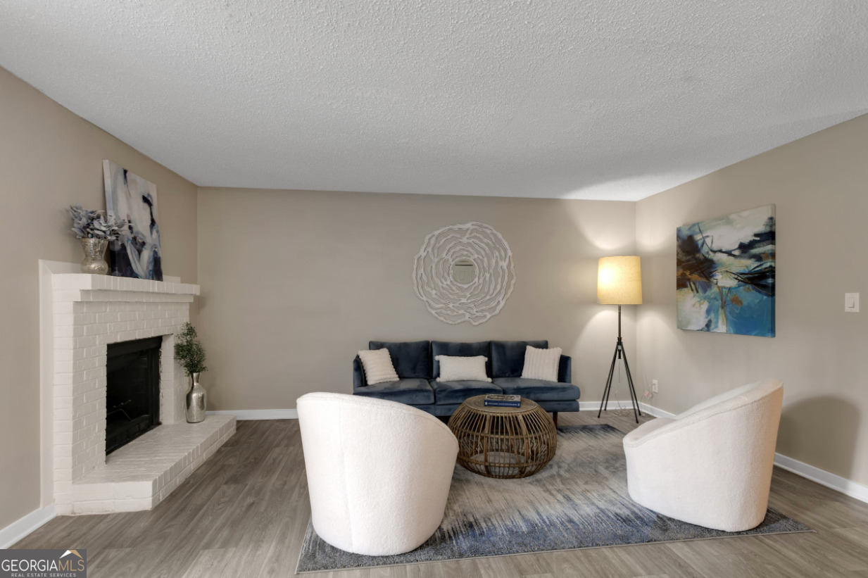 1067 Pitts Road, Unit 1043F Sandy Springs, GA 30350 - Photo 4 of 19
