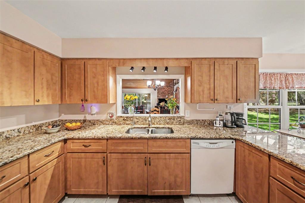 284 Clearview Road Oviedo, FL 32766 - Photo 14 of 35