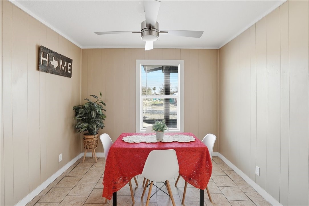 300 Nayer Street Alice, TX 78332 - Photo 11 of 22 a view of a dining room with furniture and window