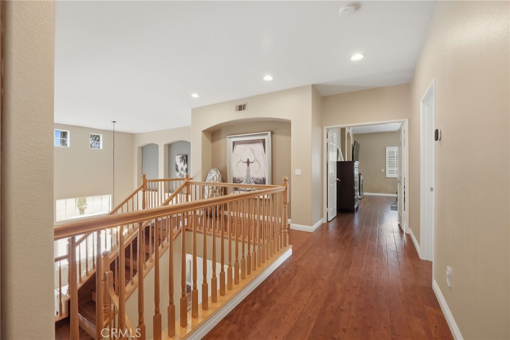 5526 Cheyenne Court Rancho Cucamonga, CA 91739 - Photo 21 of 46 2nd Floor Hallway