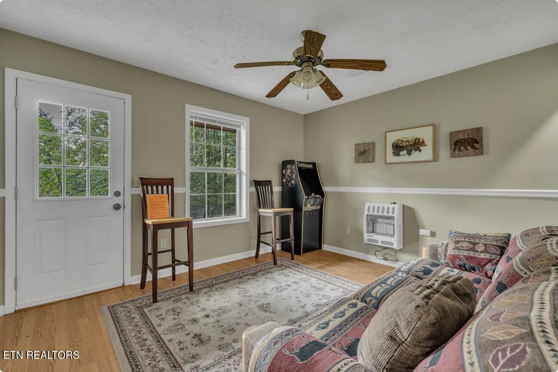 1815 Maranohe Way Sevierville, TN 37862 - Photo 18 of 26 Screenshot 2025-11-21 at 11-49-09 Red Oa