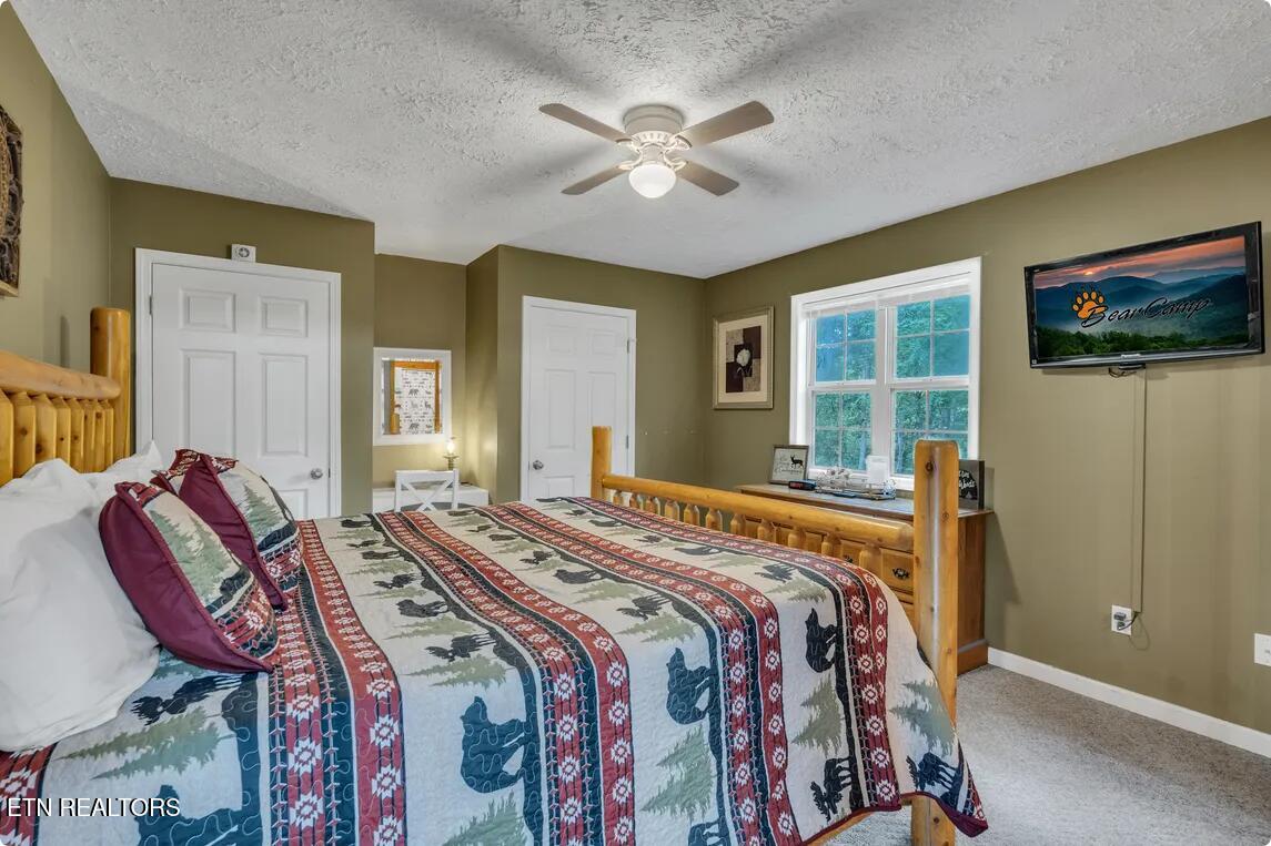 1815 Maranohe Way Sevierville, TN 37862 - Photo 10 of 26 Screenshot 2025-11-21 at 11-48-41 Red Oa