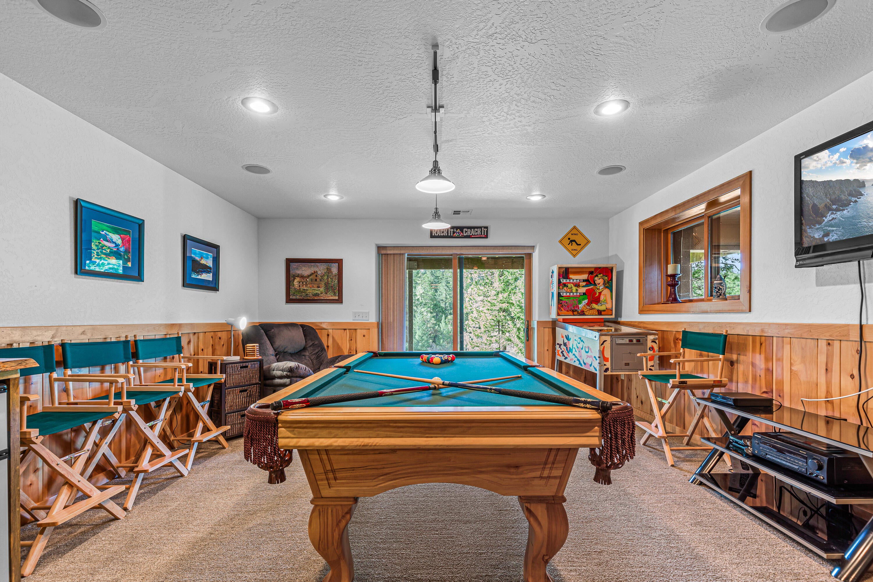2455 Cobleigh Road Eagle Point, OR 97524 - Photo 35 of 63 9R9A5822