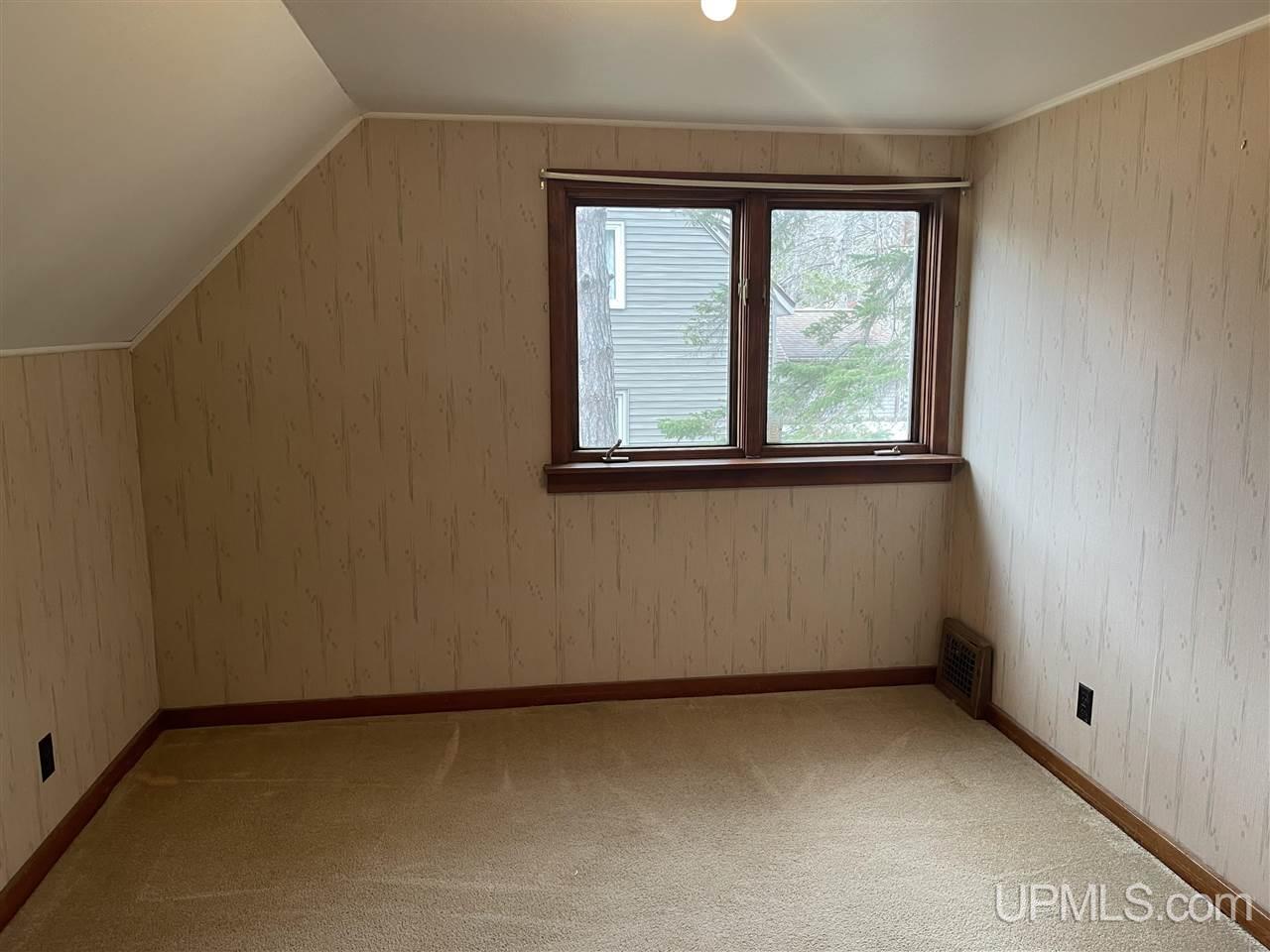 E5147 Sunset Road Ironwood, MI 49938 - Photo 11 of 17