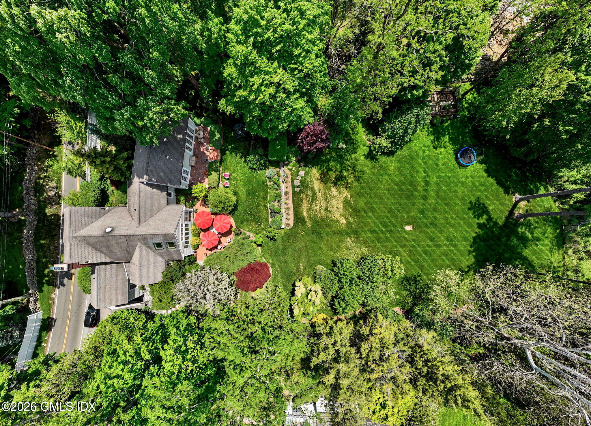 208 Bedford Road Greenwich, CT 06831 - Photo 2 of 26 208 Bedford drone high