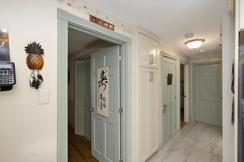 69 Hall Street Dunstable, MA 01827 - Photo 13 of 40