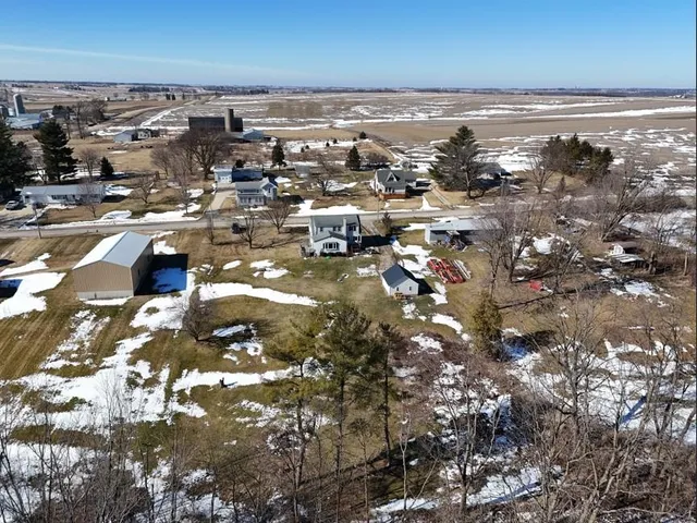 $274,900 | N940 Twin Grove Road, Juda, WI 53550