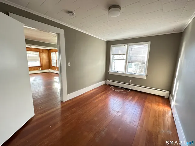 $1,650 | 40 Oak Street, Unit 2, Windsor Locks, CT 06096