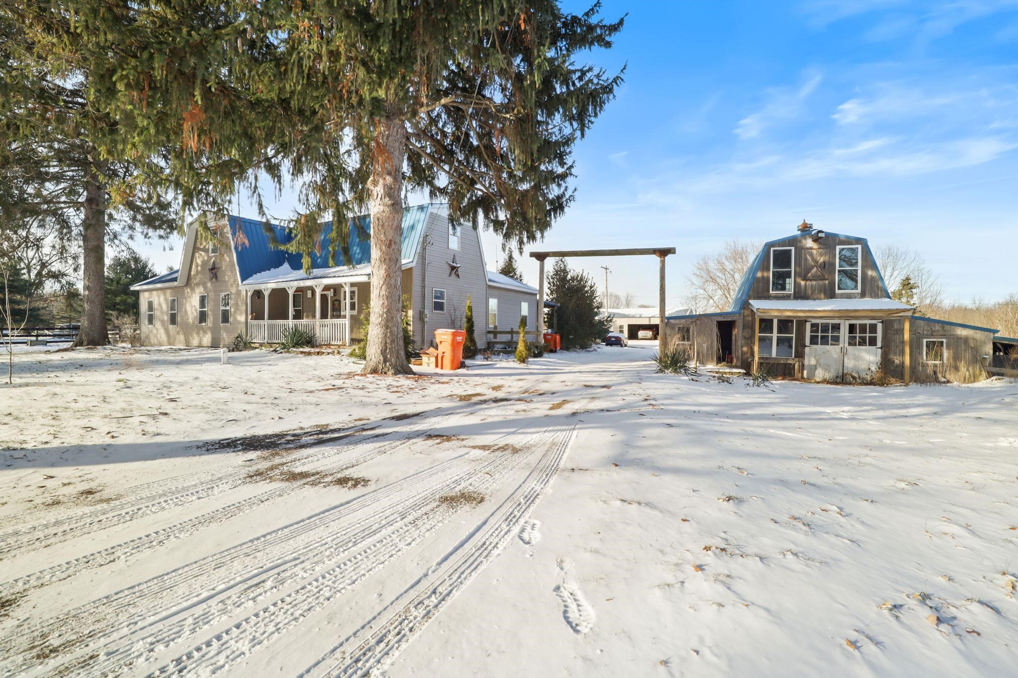 6446 West Beard Road Perry, MI 48872 - Photo 13 of 78 50197731-440a488f-1faa-4c42-8f83-1dab7906aa1b.JPG