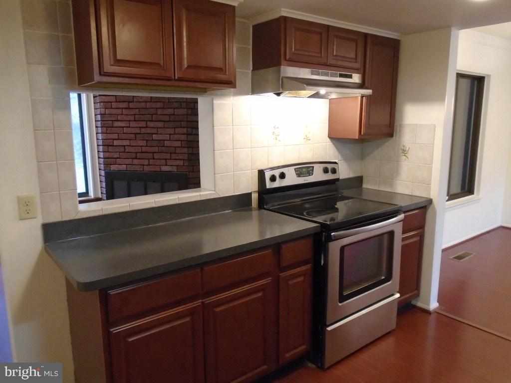 2402 Ionoff Road Harrisburg, PA 17110 - Photo 6 of 21 Gallery Image 6