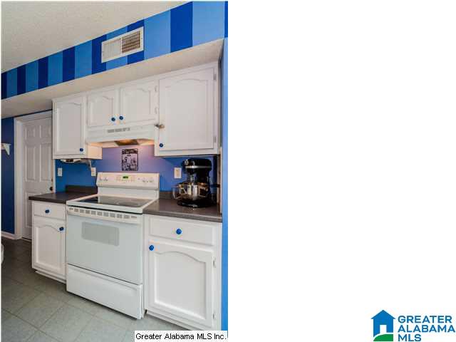 721 Valleyview Road Pelham, AL 35124 - Photo 14 of 27