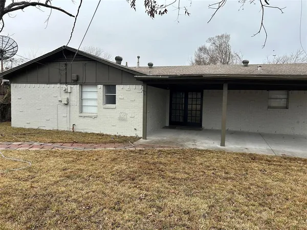 $2,400 | 220 North Bernice Drive, Garland, TX 75042