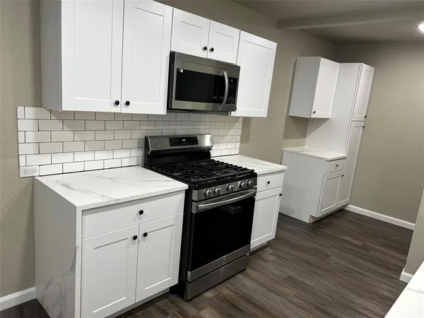 $2,400 | 220 North Bernice Drive, Garland, TX 75042