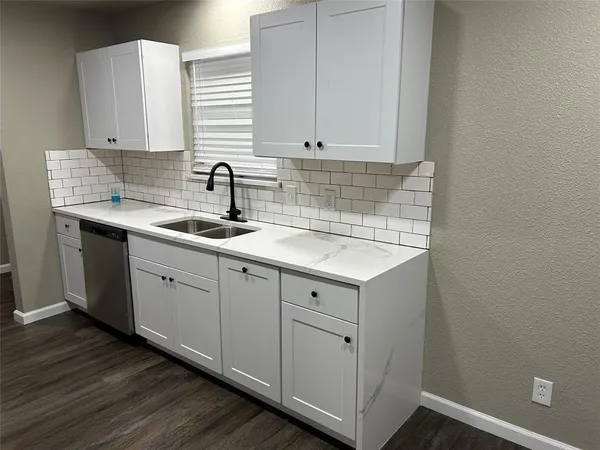 $2,400 | 220 North Bernice Drive, Garland, TX 75042