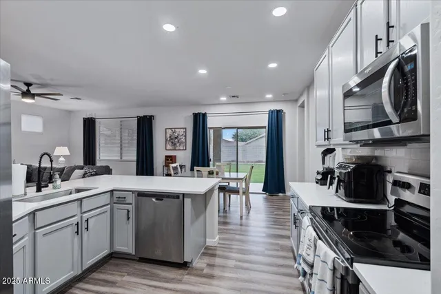 $425,000 | 1524 East Gary Way, Phoenix, AZ 85042