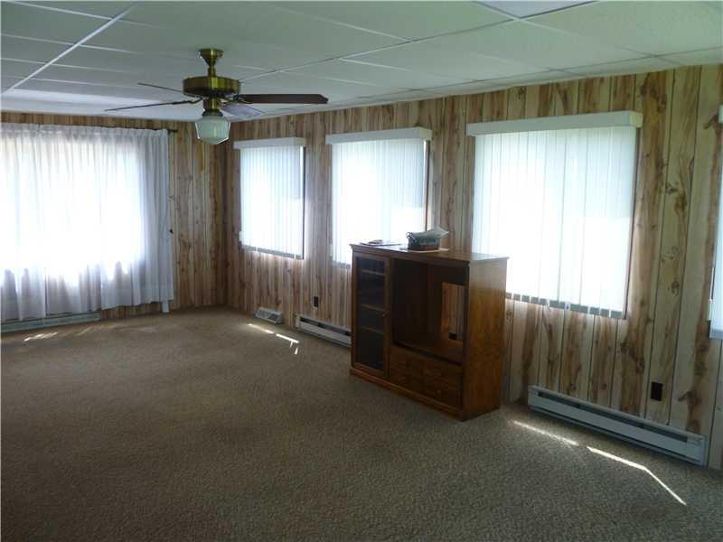 1115 Old Princeton Road New Castle, PA 16101 - Photo 10 of 14 Family Room.