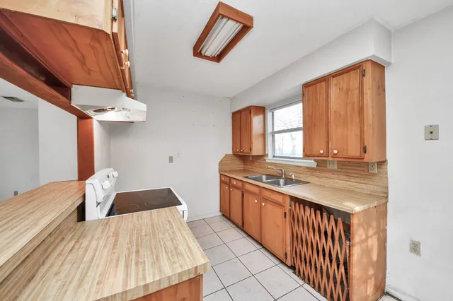 $599,900 | 12910 Woody Cr107 Road, Pearland, TX 77581