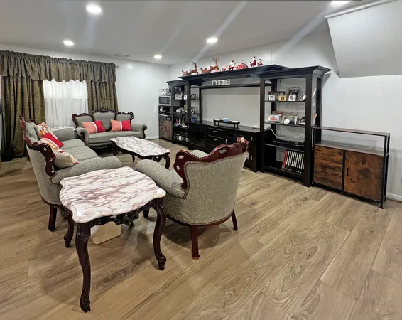 $550,000 | 233 Crescent Drive, Glenview, IL 60025